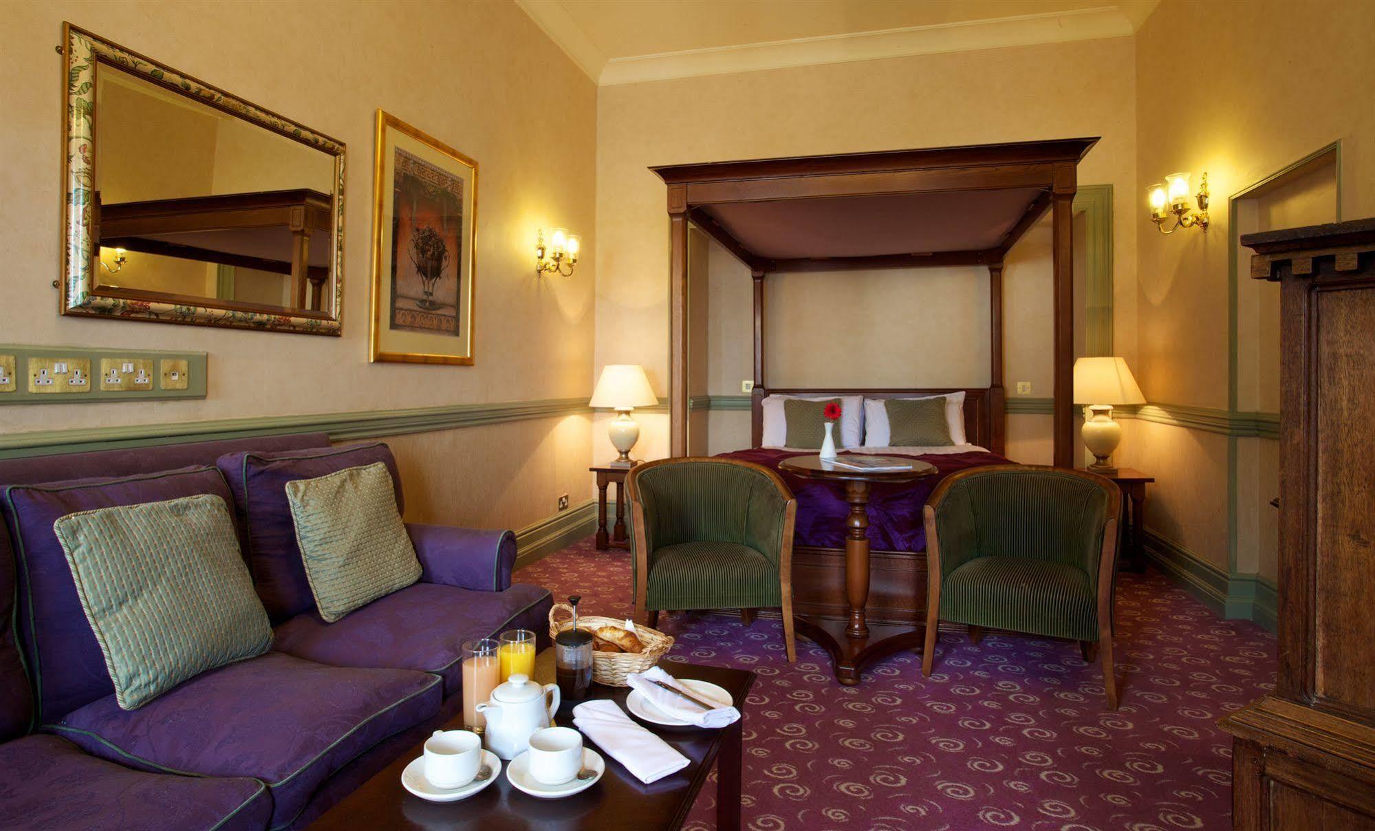 The Rutland Arms Hotel Newmarket  Dış mekan fotoğraf