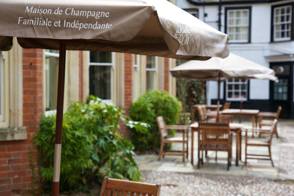 The Rutland Arms Hotel Newmarket  Dış mekan fotoğraf